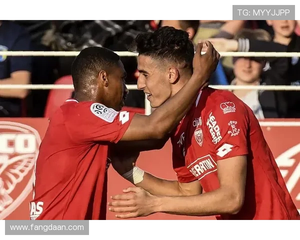 激情对决足球赛里昂迎战雷恩争夺胜利的荣耀与梦想