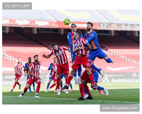 瓦伦西亚对阵年轻人队的精彩较量揭示了足球战术与团队合作的重要性